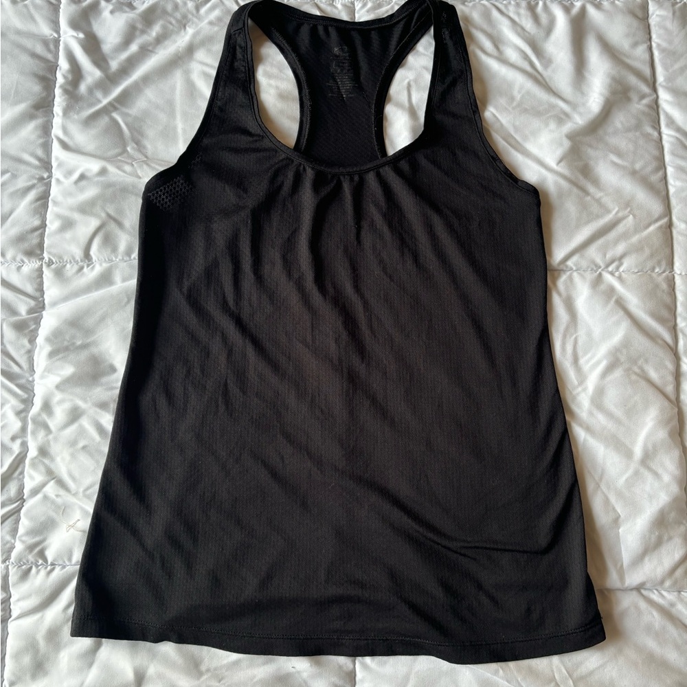 Under Armour - Women’s Workout Tank - Small